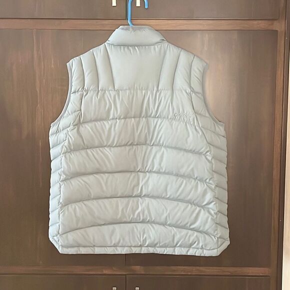 Cabela’s Green Down Puffer Vest Size Large - Picture 2 of 5